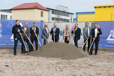 Ground-breaking ceremony for modern production halls at KIEFEL GmbH Ground-breaking ceremony for modern production halls at KIEFEL GmbH